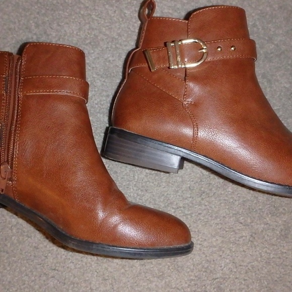 Kellie and Katie leather booties - Picture 2 of 5